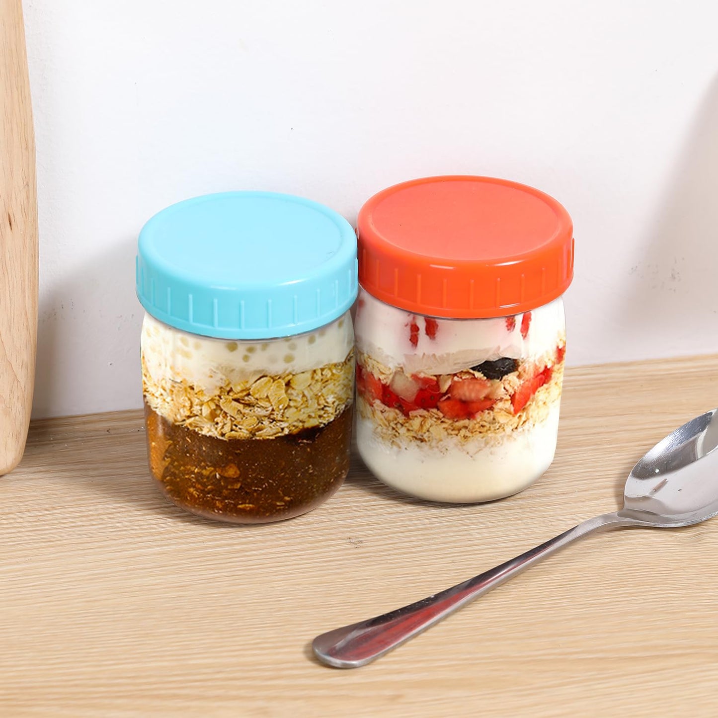 Novelinks 8 oz Plastic Mason Jars with Colorful Screw-On Lids – 16 Pack Clear Leakproof Storage Containers for Pantry, Crafts, Snacks, Spices – BPA-Free & Reusable