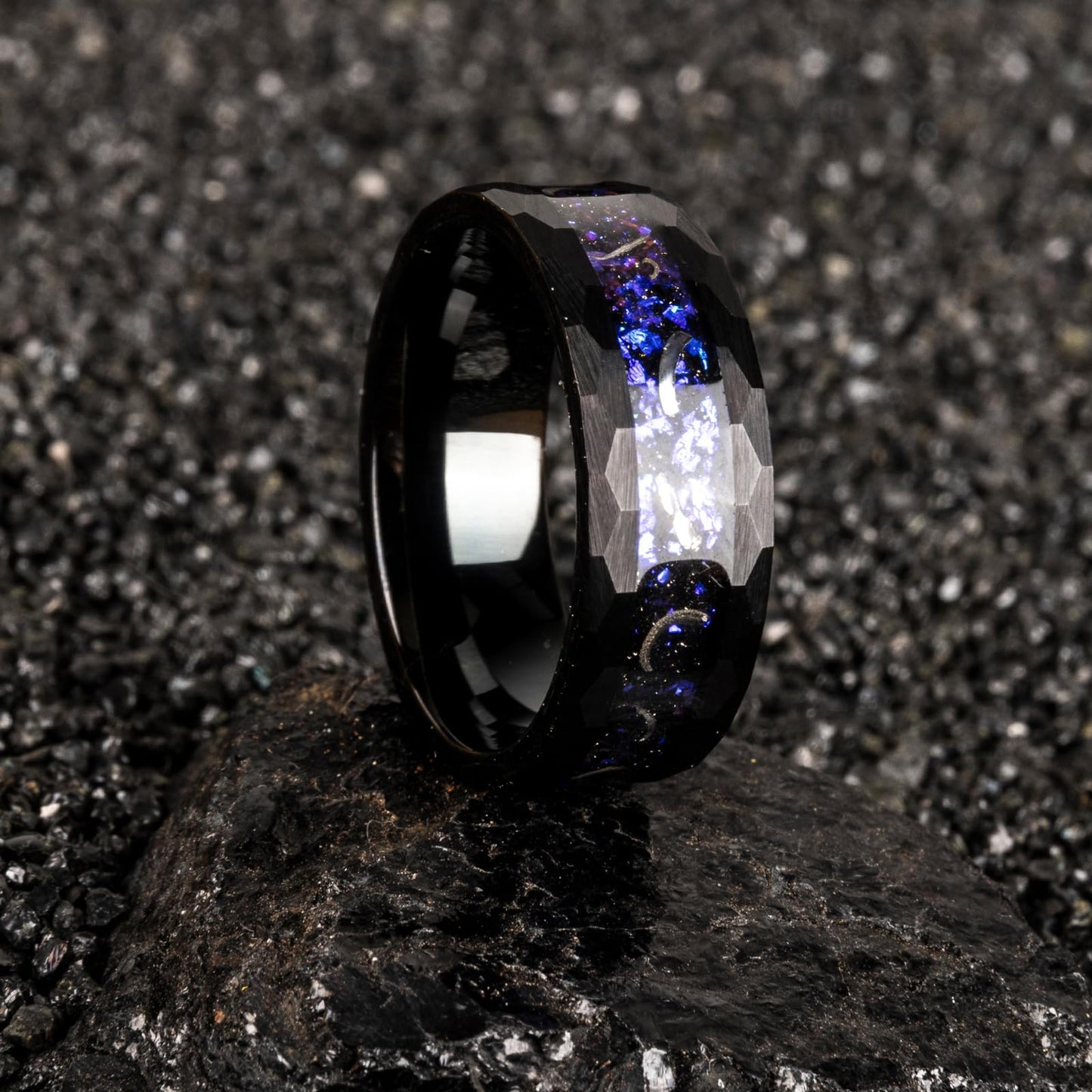 JEWPER 8mm Men Womens Wedding Band Tungsten Rings Black Blue Hammer pattern Fashion Promise Carbide Inlaid Milky Way Foil Iron Filings Matte Finish Edge Comfort Fit Size(11)