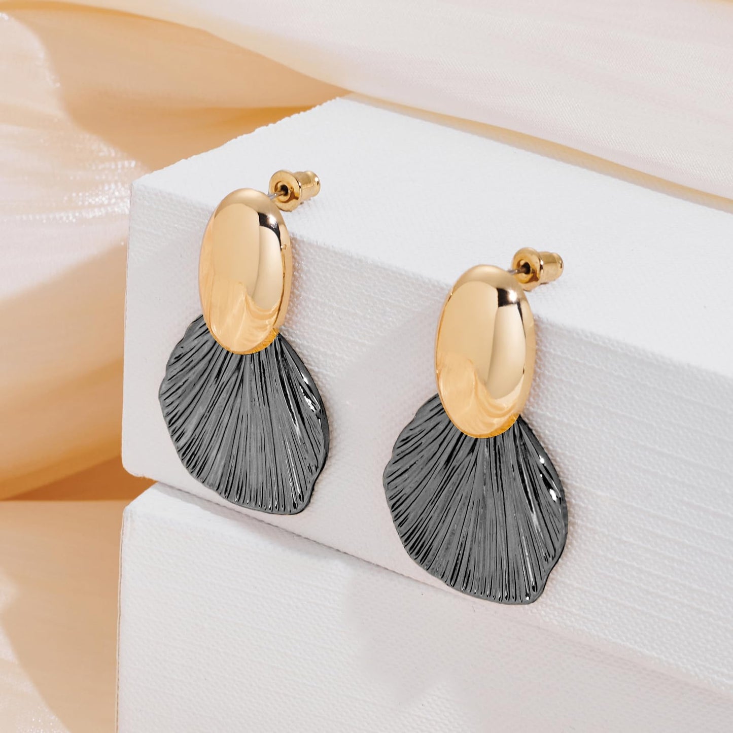 FILMOON Gold Plated Earrings Dangle Shell Earring for Women Two-Tone Fan-shaped Black Earrings Fashion Statement Jewelry