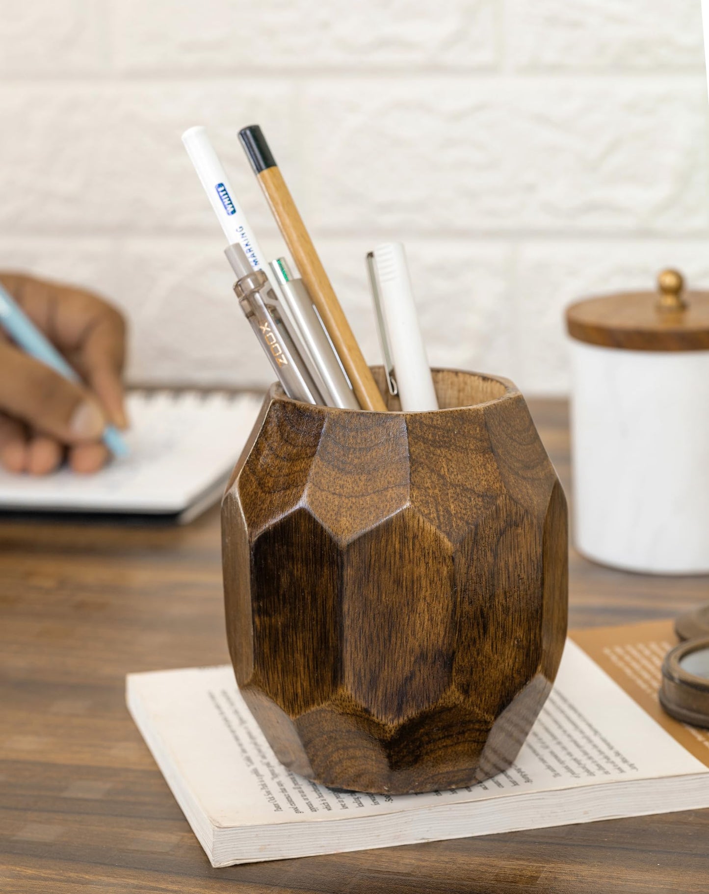 Mie Creations Geometric Wooden Pencil Holder for Desk Table | Wood Pen Cup Stand for Office, Cute Desktop Organizer for Makeup Brushes, Stationery Decor | Rustic Christmas Holiday Gifts- Brown 4''