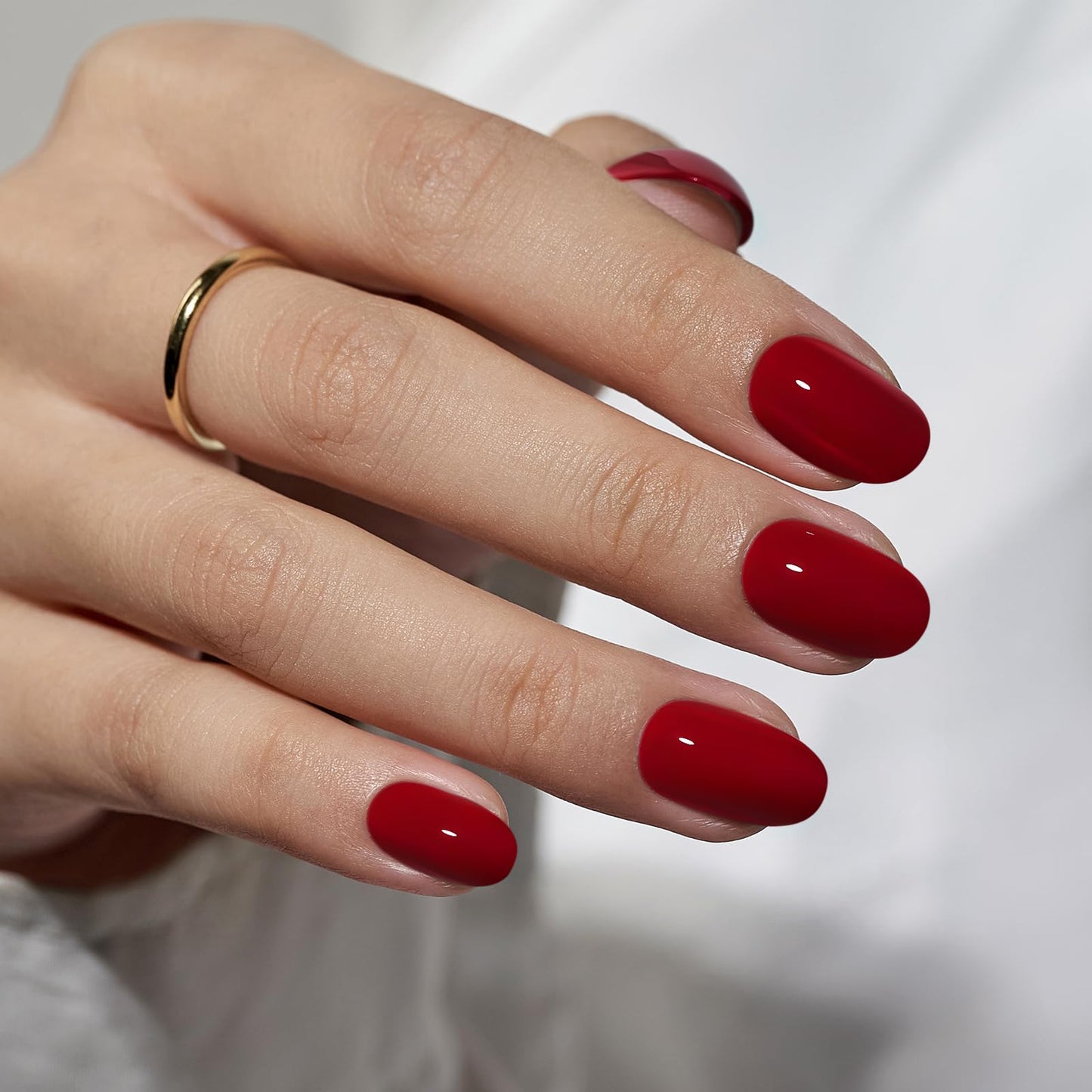 BTArtbox Press On Nails Almond - Deep Red Sparkly Stick on Nails for Christmas, Glossy Fake Nails Medium in 15 Size, Cardinal & Mystic Ruby