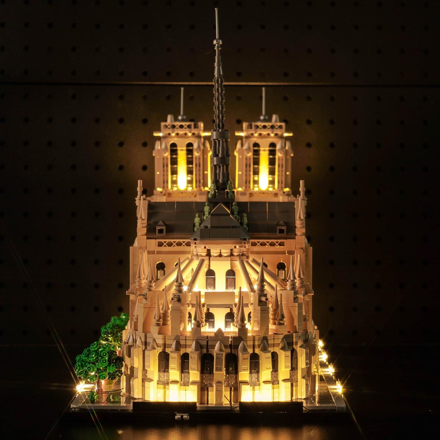 LocoLee Light Kit Compatible with Lego Notre Dame Cathedral Architecture 21061, Creative Lighting Set Accessories Compatible with Lego Paris Notre Dame 21061, No Models Only Light (Standard Version)
