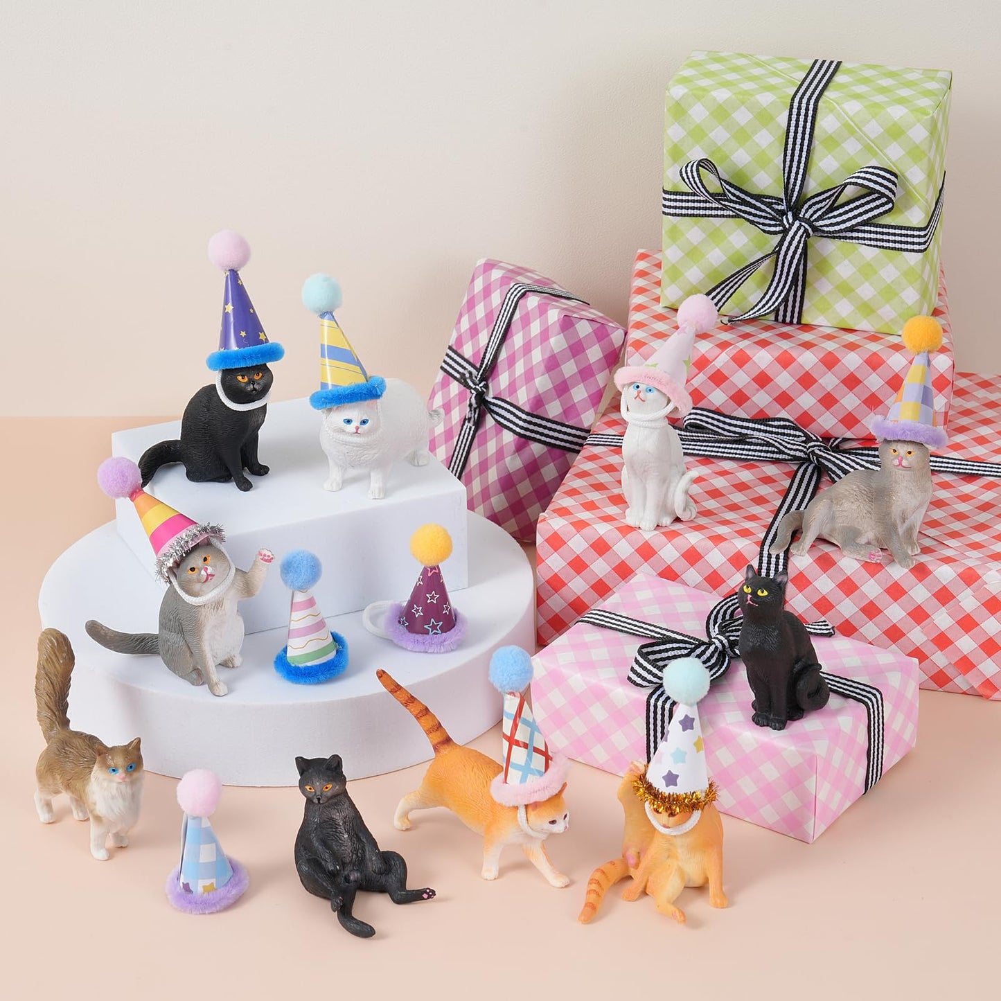 FCKLVMC 20 Pcs Miniature Cat Figurines with Birthday Hats Kit, Resin Tiny Cat Figurines Cake Toppers for Birthday Cat Cake Party Decorations