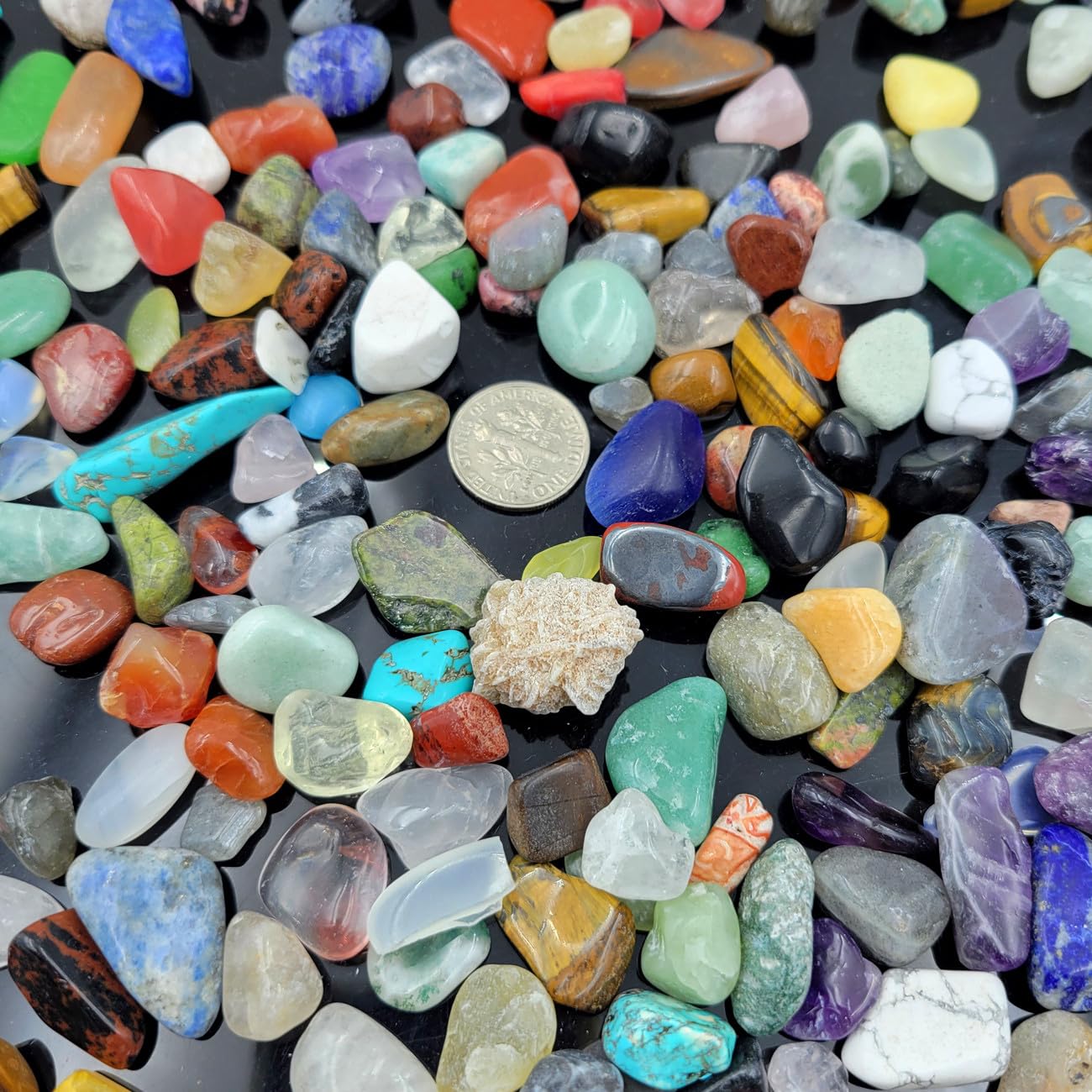 400Pcs+ (1.5lb) Gemstones and Crystals Set,30Kinds+ Bulk Tumbled Chps Crystals for Jewelry Making,Chakra Balancing,Crushed Stones Rocks and Minerals Science Kit (1.5, Pounds)