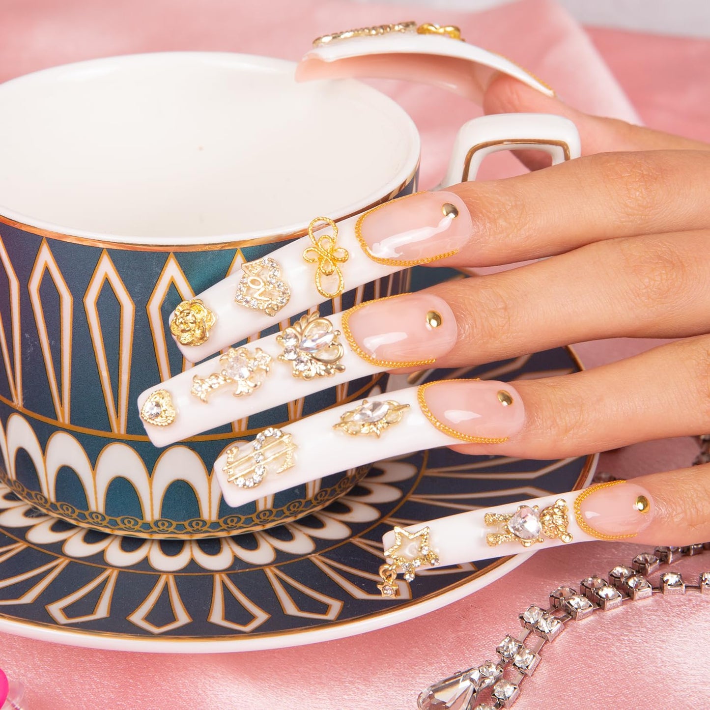 LOVFUL Press on Nails Chicago | Handmade with Full Covered Crystals | Reusable Fake Nails | Curve Long 2.2 in | H189-L