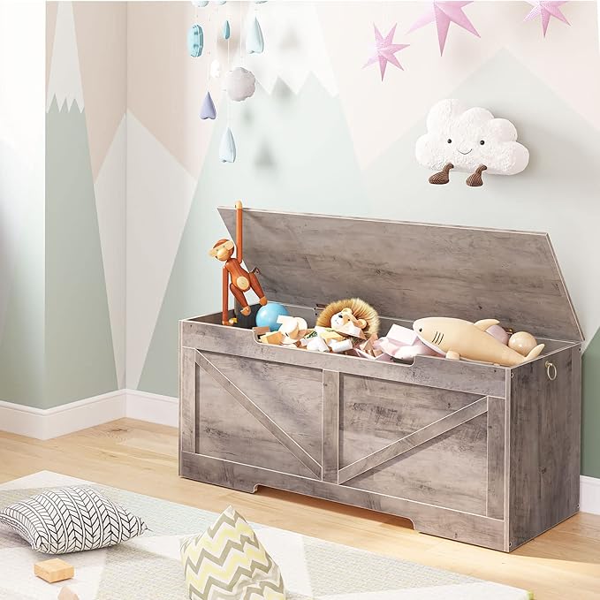 HOOBRO Storage Bench, 43.3” Retro Wooden Storage Chest with U-Shaped Cut-Out Pull, Safety Hinge, Supports 220 lb and Easy Assembly for Toy Box Organizer (Greige) BG772CW01