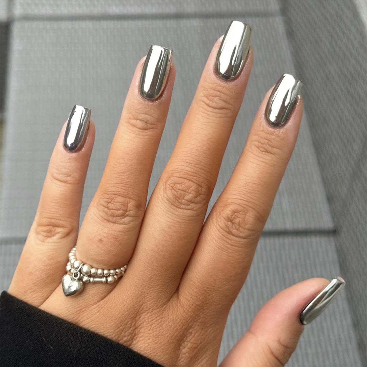 FJSMTOPl Silver Press on Nails - Medium Square Fake Nails - Metallic False Nails - Acrylic Glue on Nails - Artificial Stick on Nail for Women Nail Manicure 24 Pcs