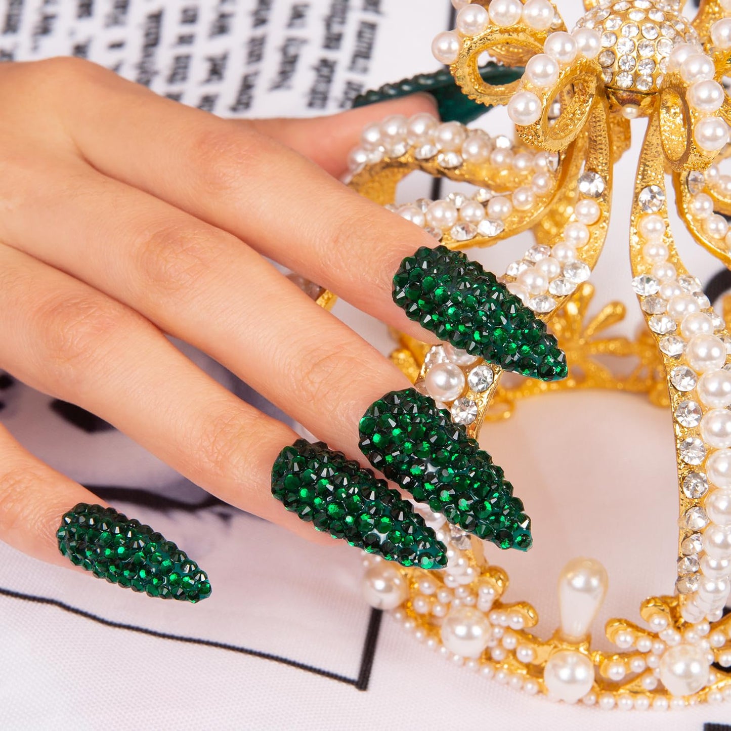 LOVFUL Press on Nails Classic Green Rhinestone | Handmade with Full Covered Crystals | Reusable Fake Nails | Stiletto Classic Regular 1.3 in | H147-S