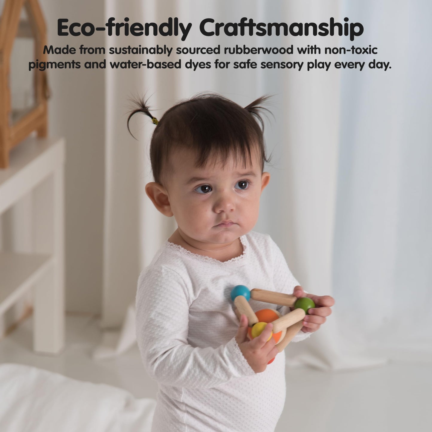 PlanToys® Wooden Clutching Triangle Baby Toy | Montessori Sensory Grasping and Fine Motor Skill Development Activity | Eco Friendly Rattle Toy for Early Exploration
