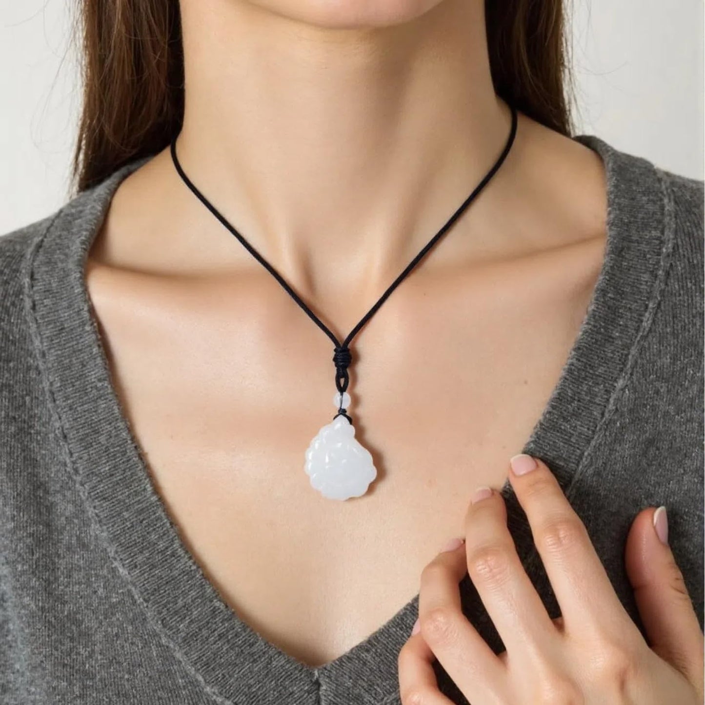 EDEN'S CALL Crystal Conch Shell Necklace for Women Healing Stone Ocean Pendant, Boho Beach Necklace with Polished Natural Gemstone Adjustable Cord Worry Stone Jewelry Gift, Rock Quartz