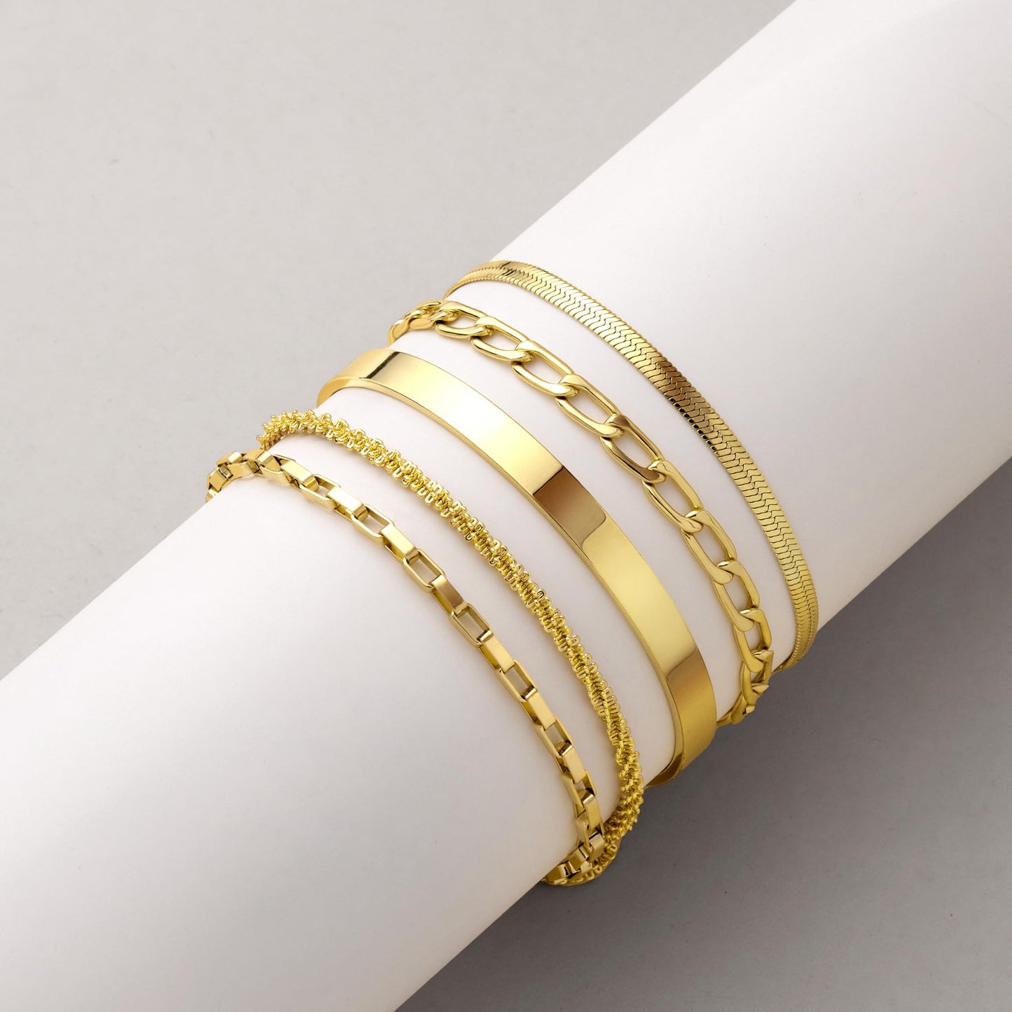 Chunky Gold Bracelets for Women Waterproof, Stack Bracelet Set Layered Chunky Bangle, Box Link, Paperclip, Herringbone, Sparkling Chain, Adjustable Waterproof Non Tarnish Jewelry Gifts for Women