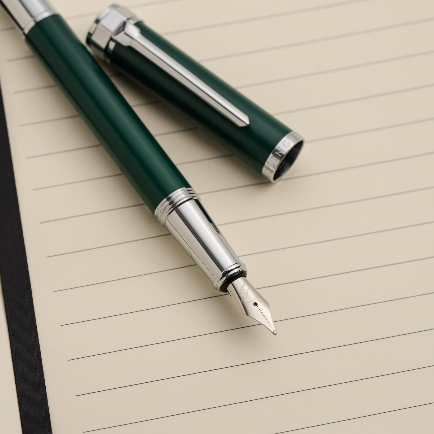 Ellington Pens Pocket Size Fountain Pen Medium Nib – 12cm Compact Luxury Mini Pen, Ink Converter, 3 Cartridges – Sleek Finish, Ideal for Travel, Journaling & Gifting