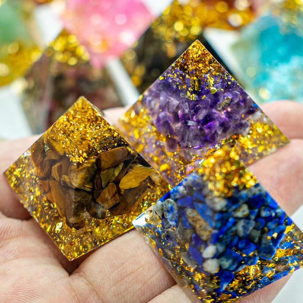 1.18inch Mini Natural Crystal Pyramid Statue Crafts Quartz Amethyst Chakra Crystal Pyramid Shape Meditation Tool Home Decoration Ornaments Gifts (Amethyst Cornucopia 1.18inch 12PCS)