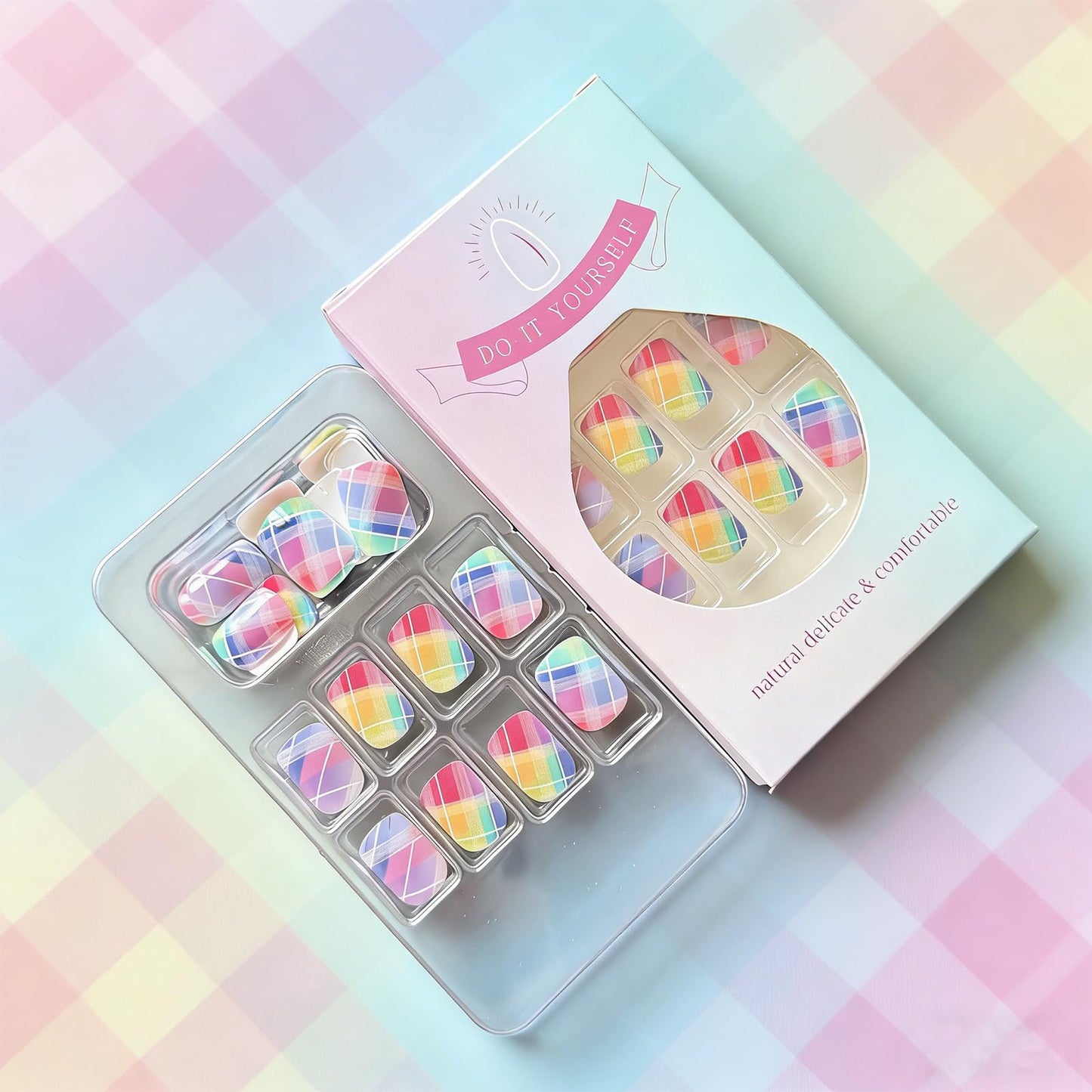 Rainbow Checkered Press on Nails Short Square Gradient Fake Nails with Designs 24Pcs Spring Summer False Nails Press ons Glossy Stick on Nail Reusable Artificial Glue on Nails for Women