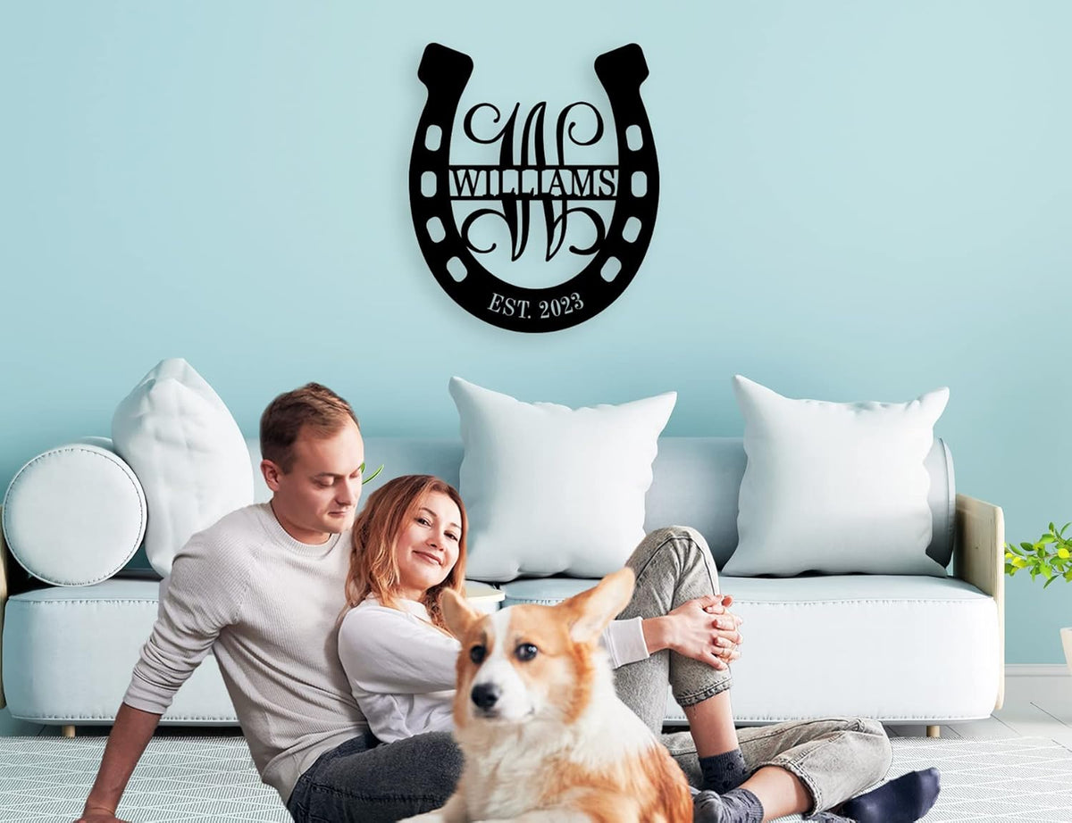 Personalized Horseshoe Metal Sign with Initial and Family Name, Custom Monogram Horseshoe Metal Sign, Horseshoe Metal Wall Art Last Name Sign Equestrian Horse Lover Gift Horseshoe Living Room Decor
