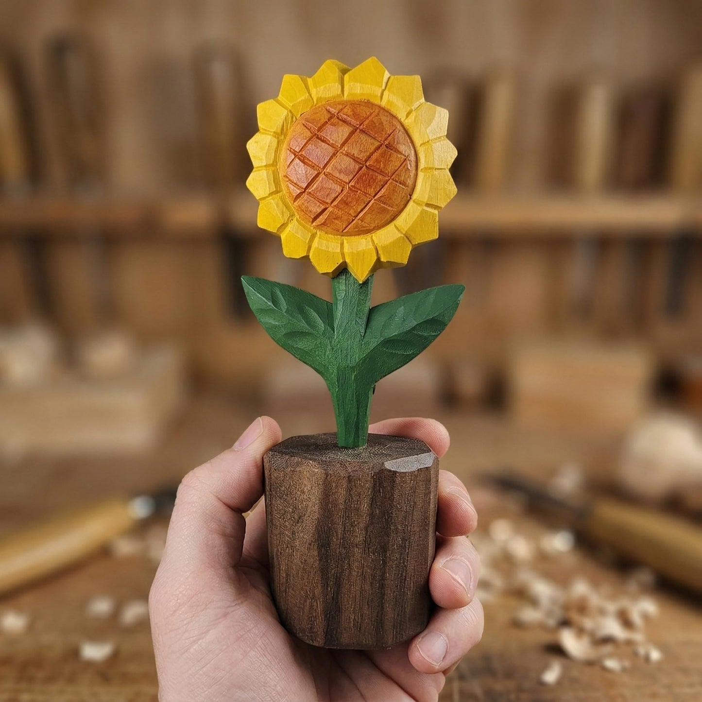 Hand-Carved Wooden Sunflower Figurine – Artisan Solid Wood Flower Statue for Rustic Farmhouse Shelf Decor & Desk Accessories – Unique for Her, Mom, Teachers (5 Inch, Gift Boxed)