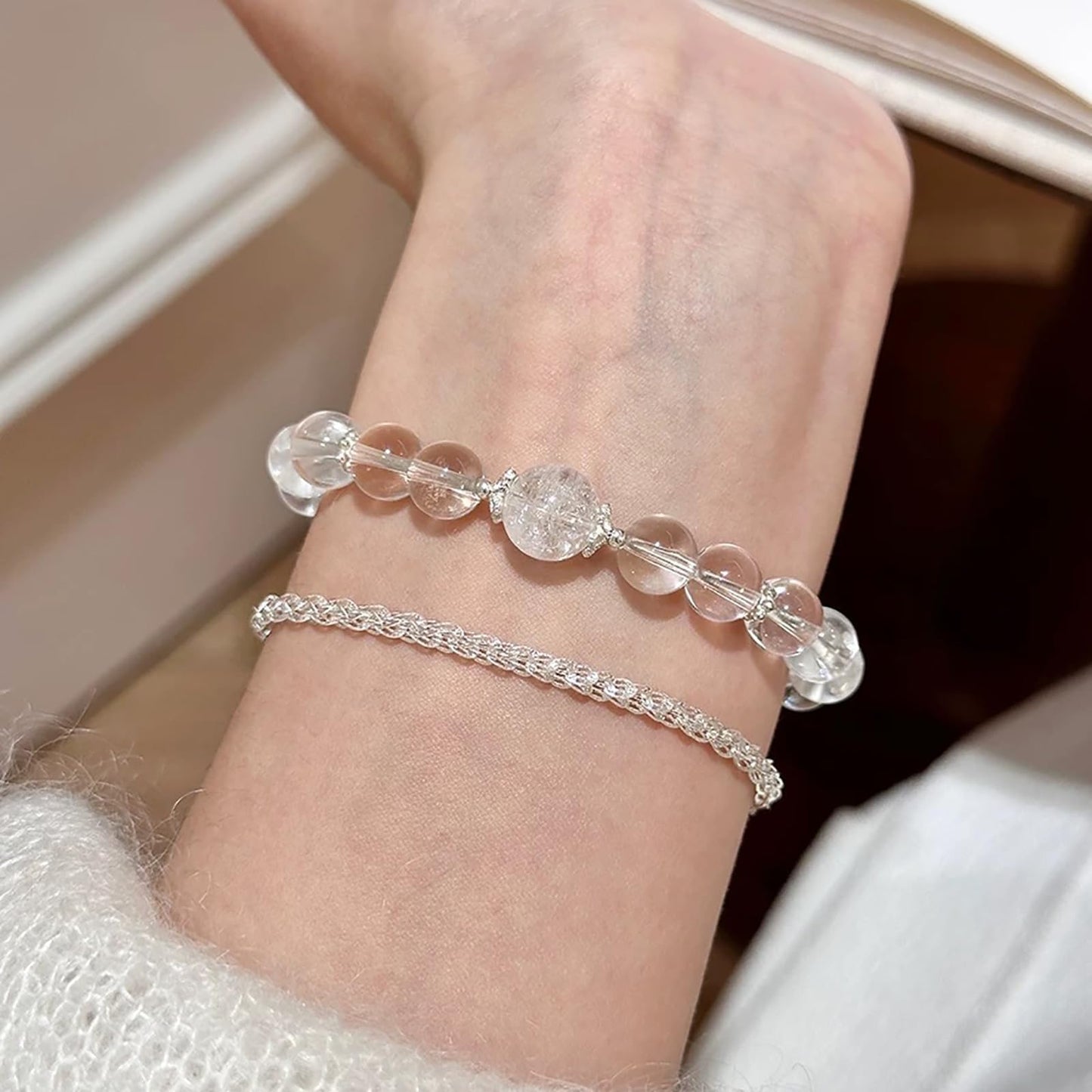 Yochus 60pcs Clear Quartz Stone Beads，6mm Healing Power Natural Stone Round Loose Beads for Jewelry Making Earring Necklace DIY Crafts