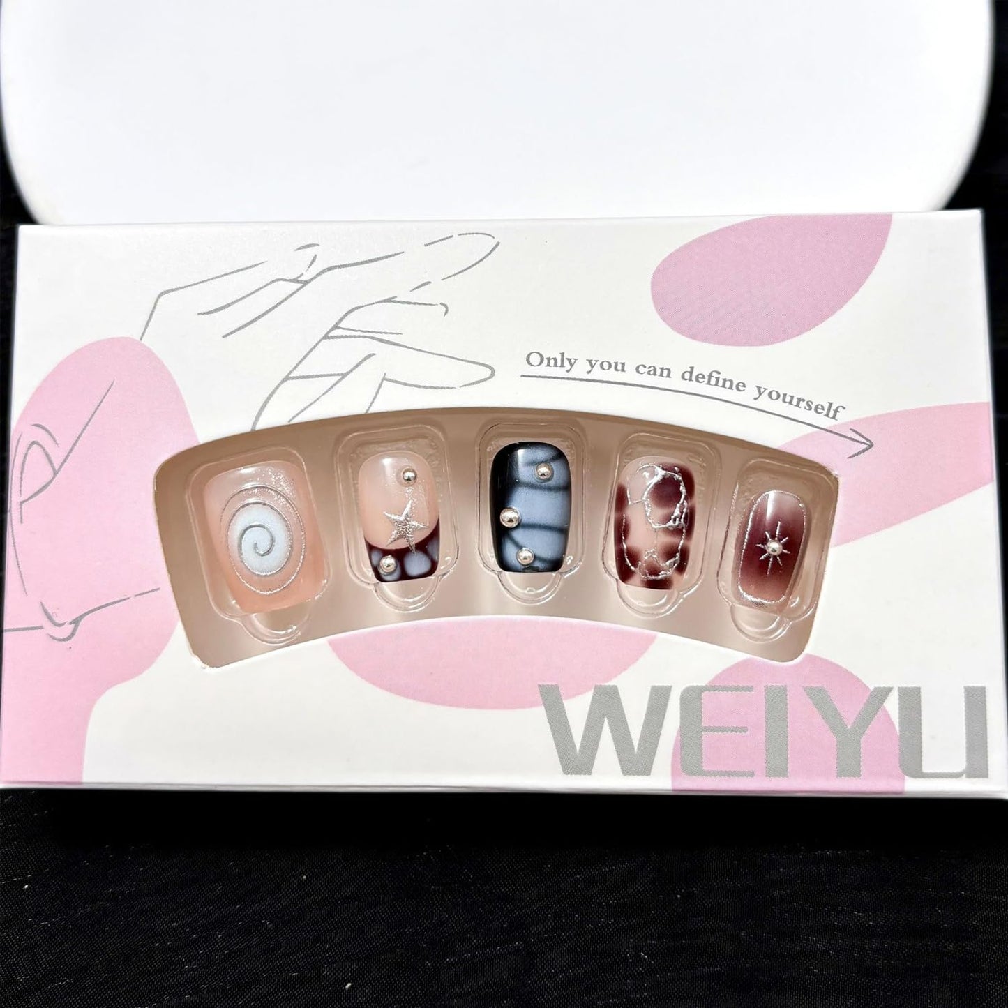 24Pcs Y2K Sweet Press on Nails Short Square Fake Nails Silver Irregular Designs French Nails Tip Stick on Nails Full Cover Artificial Glue on Nails Rhinestones Nail for Women DIY Punk Manicure