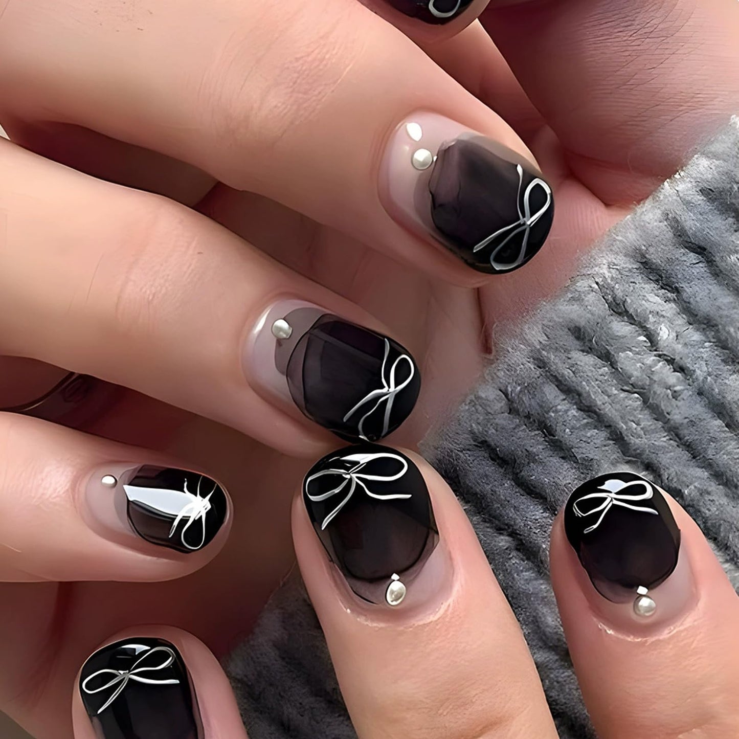 IMSOHOT Press on Nails Short Square Fake Nails Black French False Nails Artificial Full Cover Silver Bow Glue on Nails for Women Nail Decoration