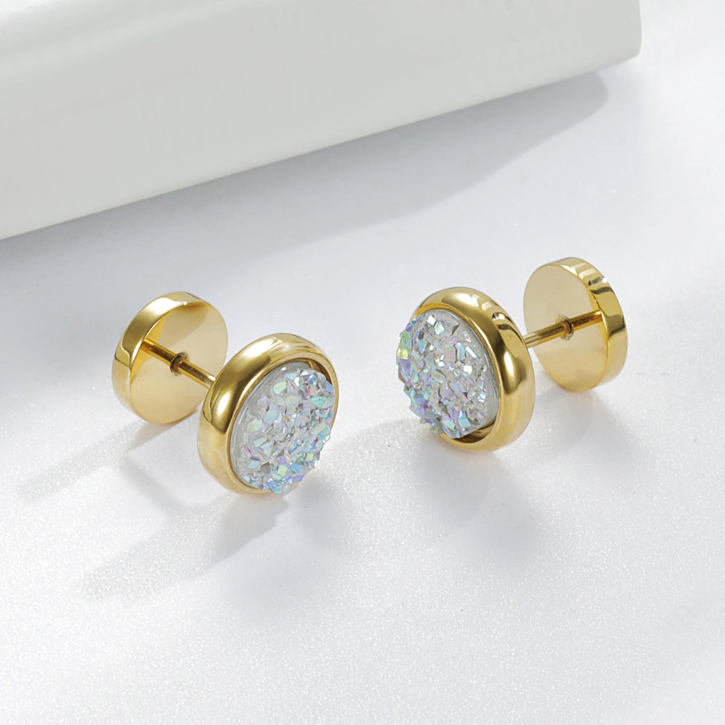 Women Men Flat Back Stud Earrings Non-Nickel Crystal Stone Earrings Titanium Stainless Steel Hypoallergenic Cartilage Earrings Stud for Sensitive Ears(White-gold)