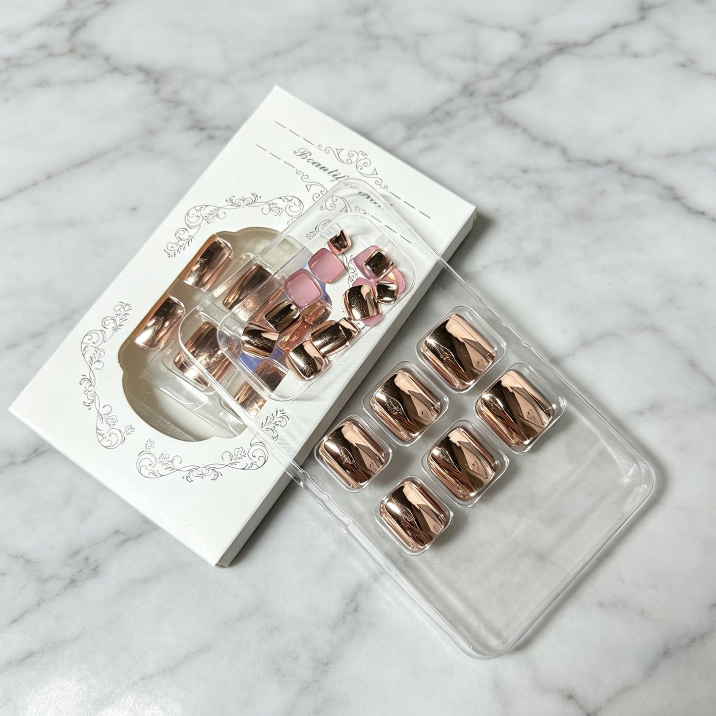 Gold Chrome Press on Toenails Short Square Fake Toenails Metallic Mirror Toe Nails Press ons High Gloss Acrylic Toe Nail Tips Full Cover Reusable Stick on Nails for Women Manicure 24Pcs