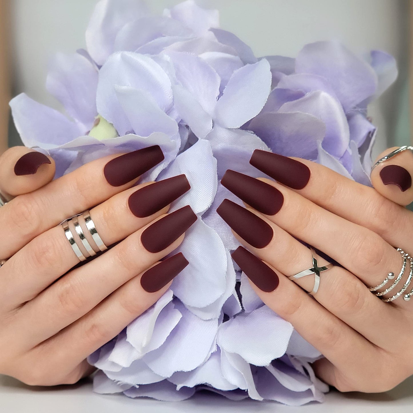 Hypnaughty 24 Pcs Maroon Xtreme Red Matte Coffin Press on Nails with Glue Medium Long Fake Nails Full Cover (Maroon Xtreme)