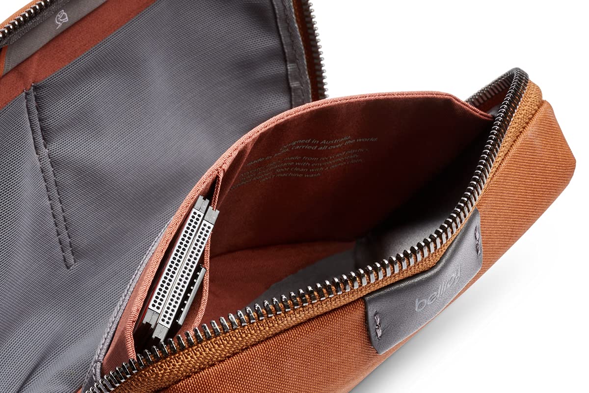 Bellroy Tech Kit Compact (Tech Accessories Organizer, Zipper Pouch) - Bronze