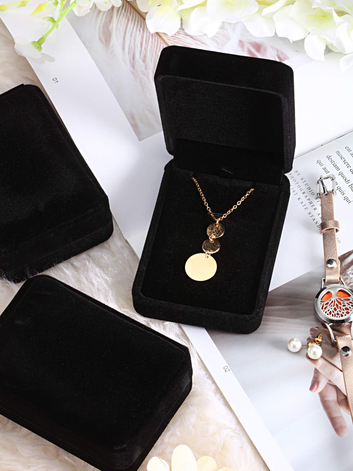 Hicarer 12 Pieces Velvet Necklace Pendant Gift Box Black Jewelry Necklace Pendant Storage Display Case for Proposal Engagement Wedding Birthday