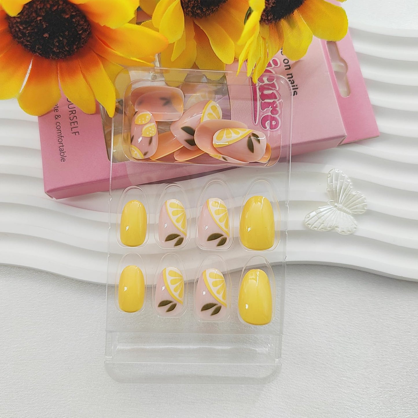 Acrylic Press on Nails Short Round Fake Nails with Lemon Designs Cute Nails Press ons Glossy Glue on Nails Artificial False Nails Yellow Full Cover Stick on Nails for Women 30Pcs