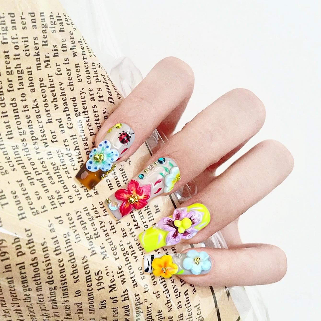 Handmade 3D Sweet Pastoral 3D Floral Square Press On Nails, Playful Rhinestone Artisan Nails Set, Reusable Glossy Press-ons with Tool Kit(S)