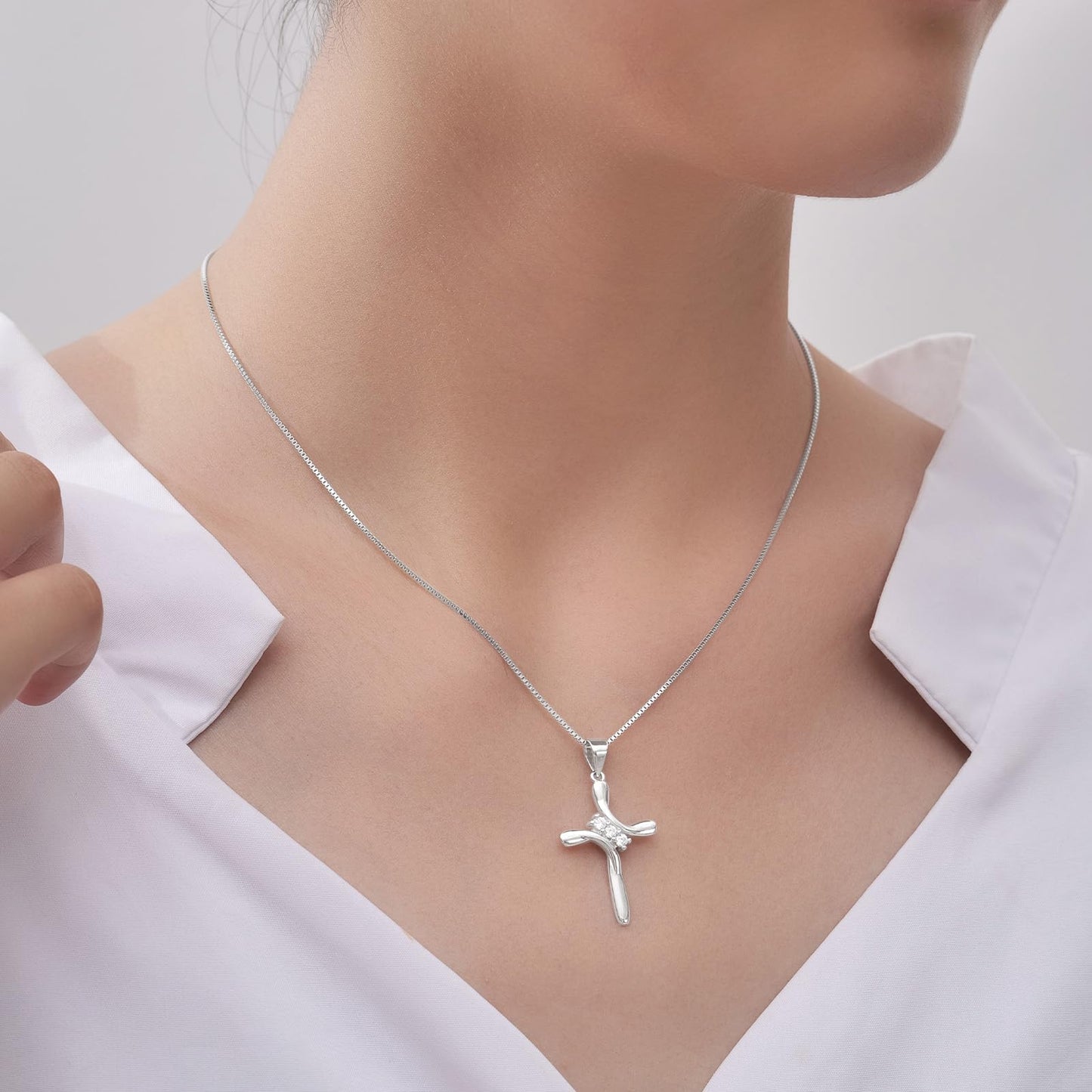 EVERU 925 Sterling Silver Cross Necklaces for Women April Birthstone Necklace with Cubic Zirconia,Cross Pendant Hypoallergenic Jewelry Ideal Gift