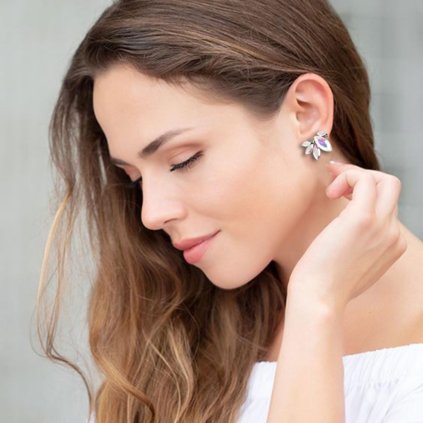 AB Rhinestone Drop Earring Sparkly Iridescent Wedding Earrings for Women Prom Party Faux Crystal Stud Earrings