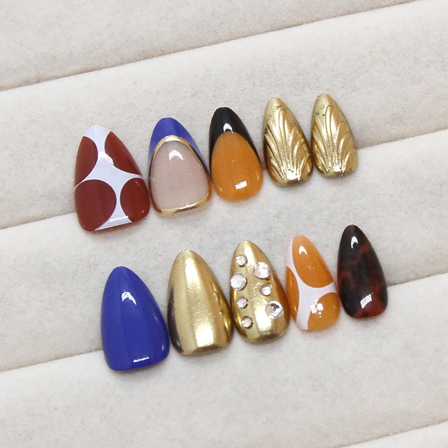 24 Pcs 3D Almond Press on Nails Medium Fake Nails with Glue Artificial Acrylic Nails French Tip False Nails with Glitter Rhinestone Design Handmade Nails Press ons Reusable Stick on Nails for Women