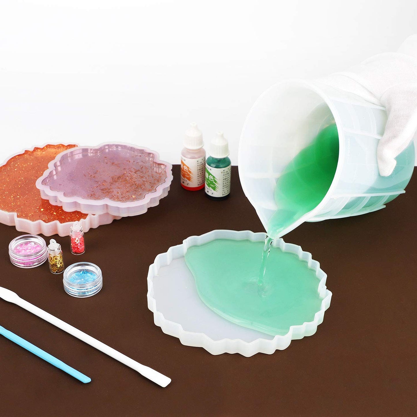 Gartful 700ml Extra Large Silicone Measuring Cups, Resin Mixing Cups for Epoxy, Jewelry Casting Molds, Acrylic Paint Pouring, Nonstick Reusable Craft Measuring Cups, 23 oz, Set of 2
