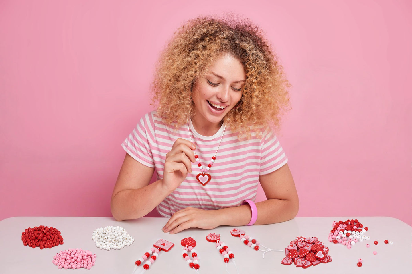 Eternity sky 32 Pcs Valentine's Day Crafts Wooden Heart DIY Beads Necklace Making Kit for Adults Gifts Party Supplies