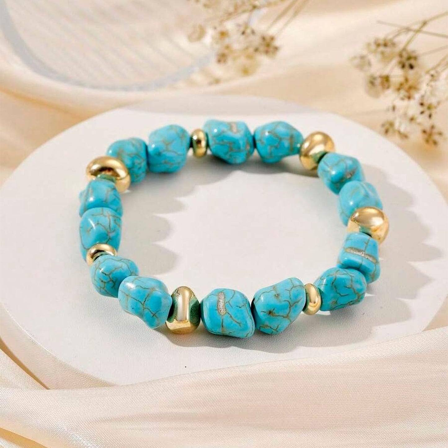 VIEKYBUTTY Blue Irregular Tumbled Turquoise Stone Bracelet, Gold Metal Accent Pulseras para Mujer Boho Jewelry for Women Daily Wear Women Bracelets Healing Energy Accessory
