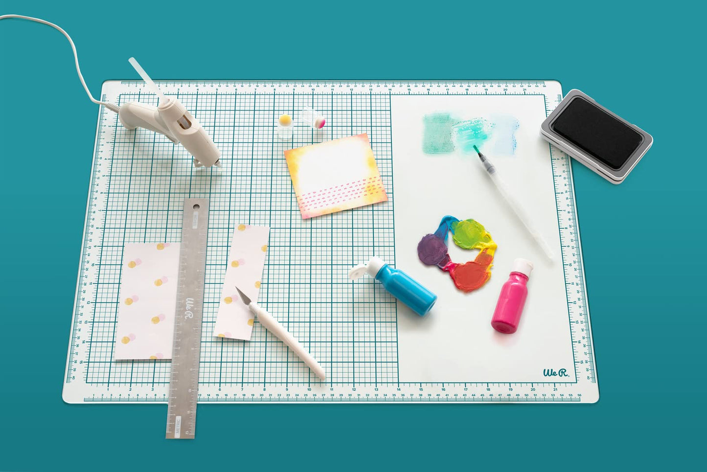 We R Memory Keepers, Glass Mat, 16 inches x 22 Inches, Heavy Duty, Perfect for Cutting, Paint Mixing, Scrapbooking, Crafts and More