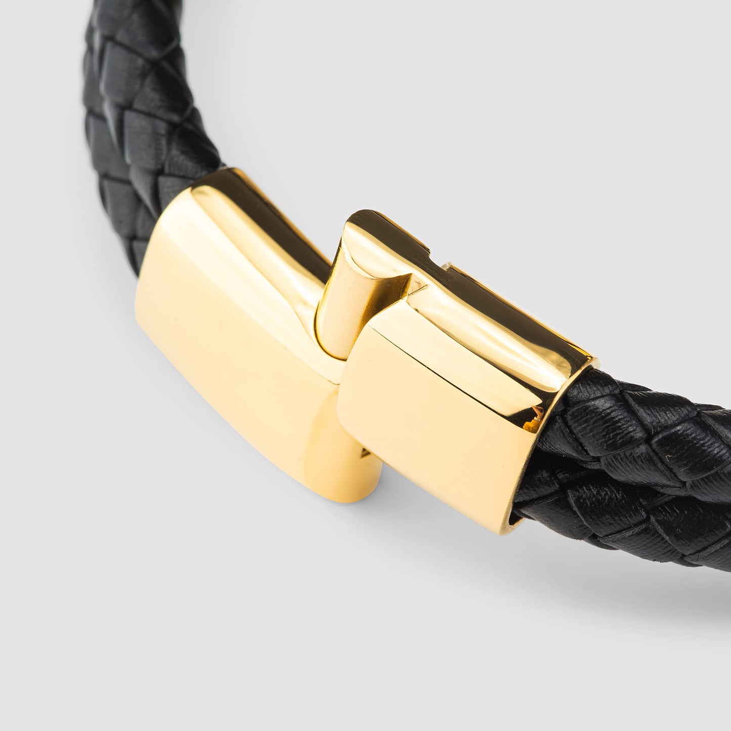 SERASAR Gold Bracelets for Men 17cm Bracelet Gift Box Genuine Leather Cowhide Braided Adjust Able Magnetic Clasp Multi Layer Wrap Rope Man Mans Male Band Jewelry Magnet Accessories