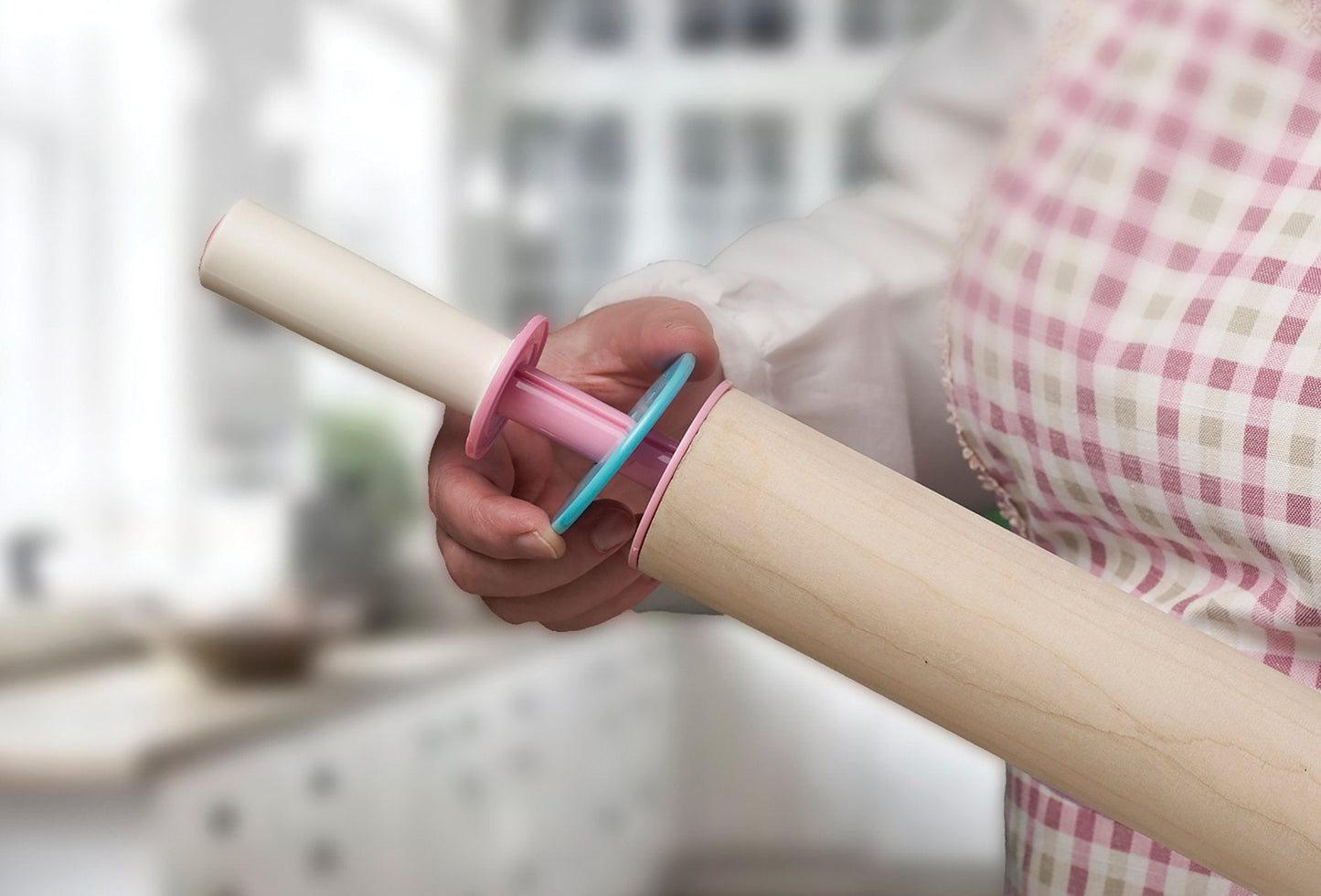 Bakelicious Adjustable Rolling Pin, Wood and Nylon Rolling Pin with Thickness Rings, 3.5 x 3.5 x 21.75 inches