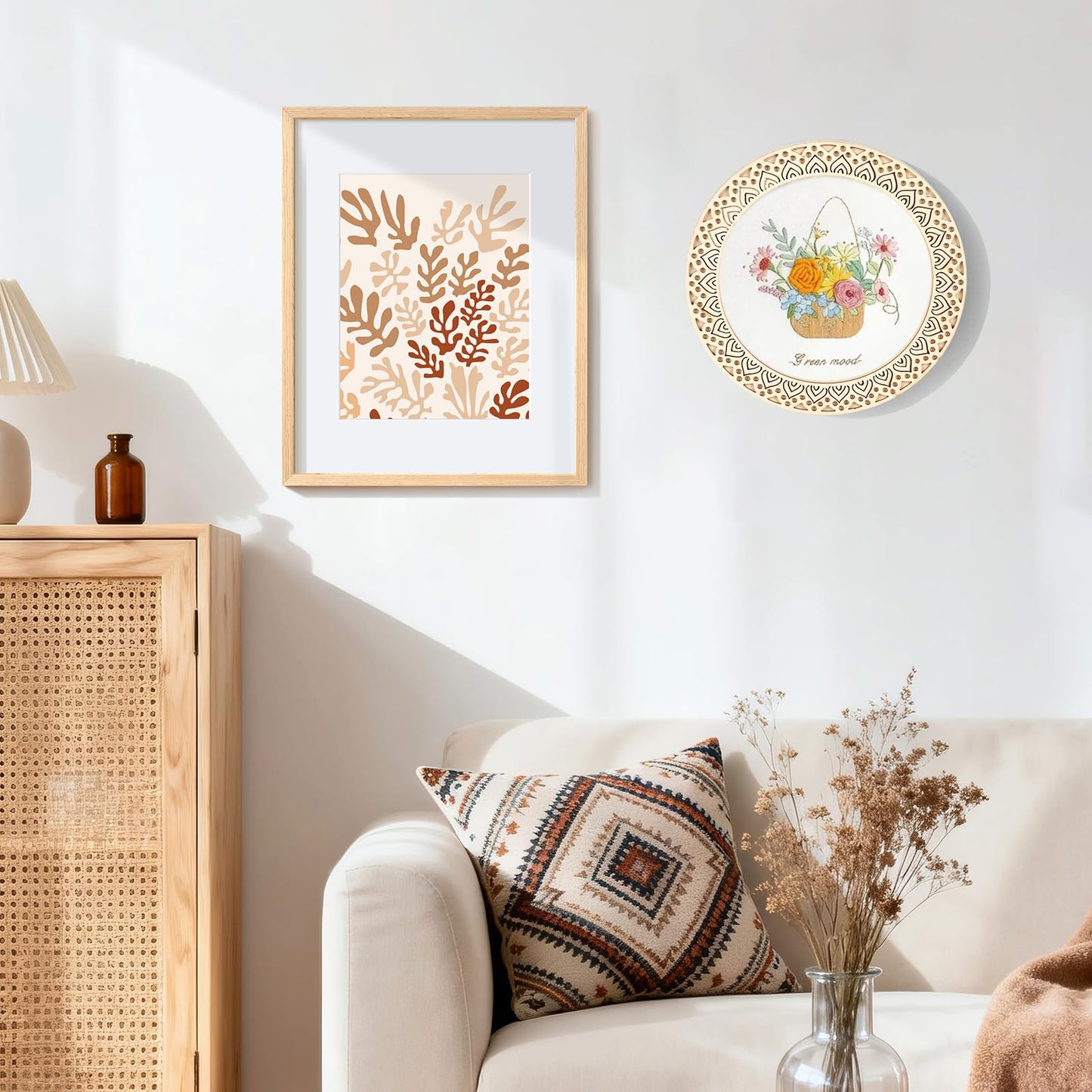 Kuabiz 8 Pcs Wood Embroidery Hoop Frame with Embroidery Hoops 8 Inch Heart Shaped Wooden Display Frame and Hoops for Finished Cross Stitch Craft Projects, Sewing & Decorative Ornaments