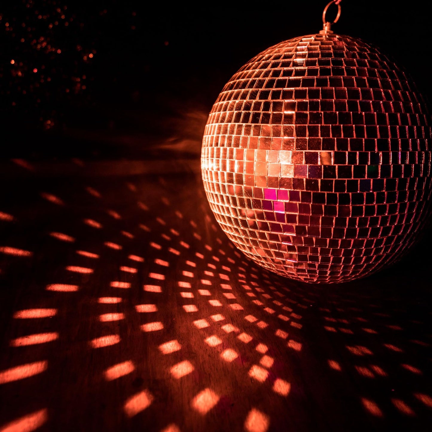 MECCANIXITY 7200 PCS Glass Mirrors Disco Ball Tiles Self-Adhesive Red Mirror Mosaic Tiles 5 x 5mm for Disco Ball, DIY Craft, KTV Decoration 12 Sheet