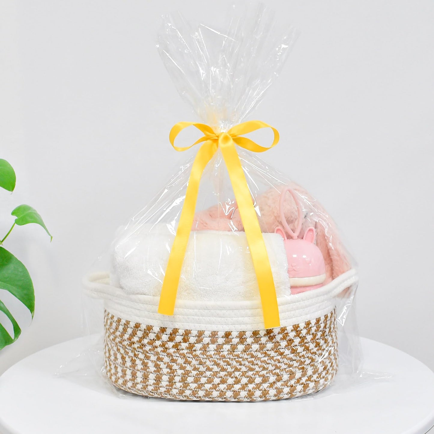 ABenkle Small Basket, 12"x 8" x 5" Cute Small Woven Basket, Rope Room Shelf Storage Basket, Cat Dog Toys Basket Chest Box, Decorative Empty Gift Basket with Handles