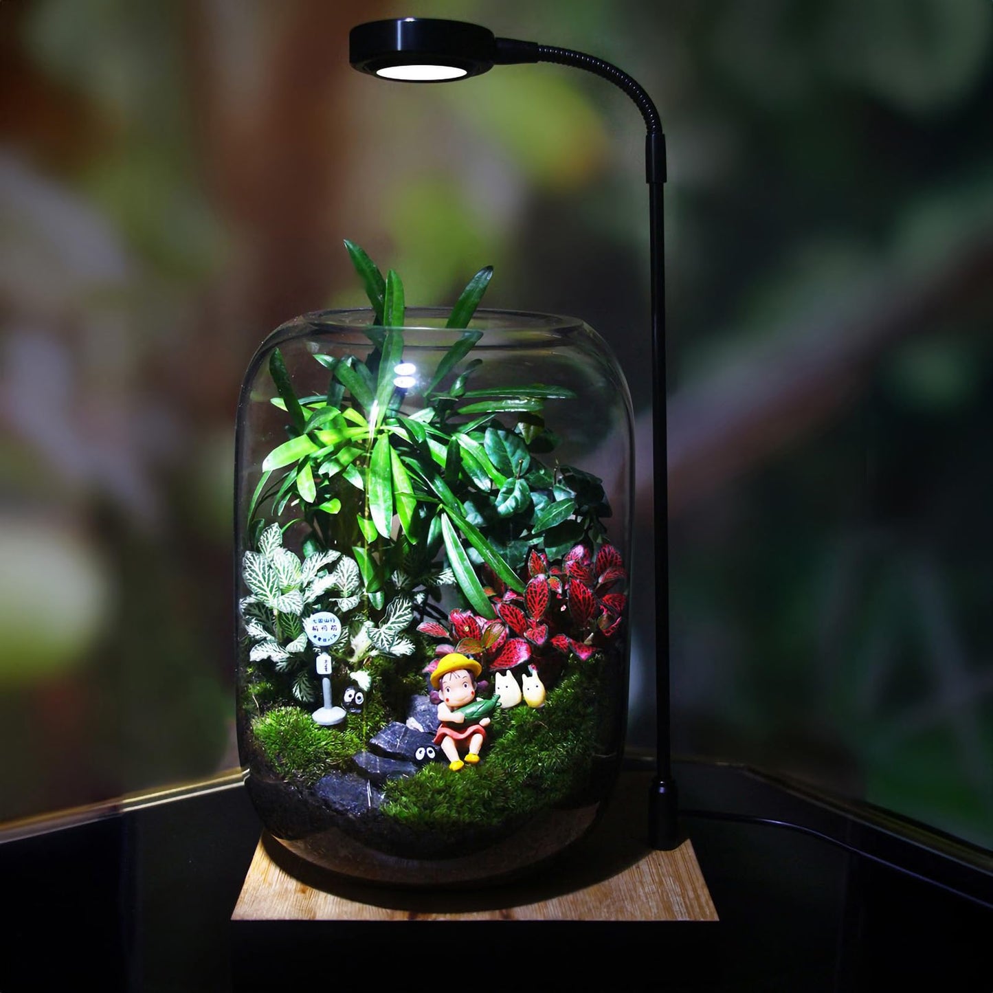 SARUFO Glass Plant Terrarium Kit, 6.3"X8.6" Micro-Landscape Vase with Light, Snowman and Pine Trees, for Home Office Tabletop Decoration, Wardian, Unique