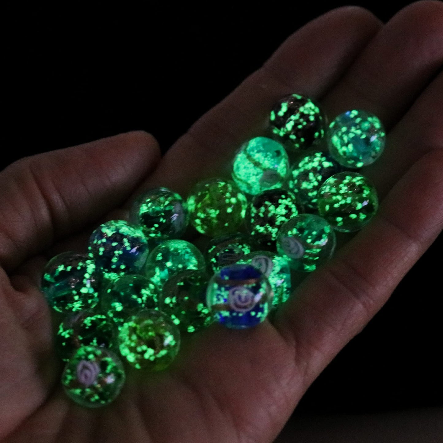 Artsy Crafts 40 Pcs Assorted Glow in The Dark Firefly Beads 12mm European Lampwork Luminous Glass Beads for Jewelry Making Charm Bracelet Necklace Earrings Crafts (Mixed 40pcs)