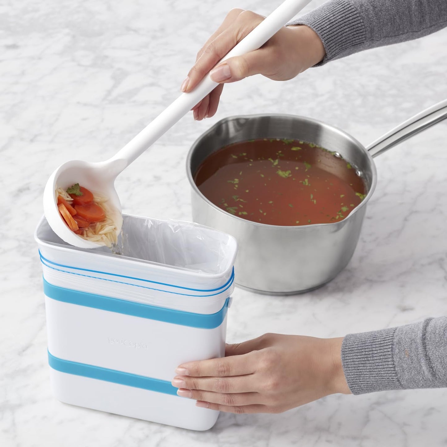 YouCopia FreezeUp Freezer Food Block Maker, 6 Cup, Meal Prep Bag Container to Freeze Soup and Leftovers