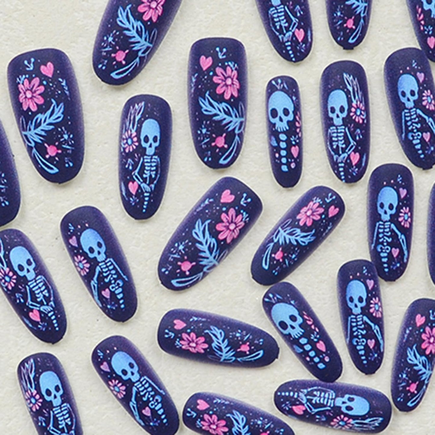 Halloween Press on Nails Skull Skeleton Acrylic Glue on Nail False Nails with Pink Flower & Heart Designs Short Almond False Nail Full Cover Artificial Stick on Nails for Women Nail Art DIY 30 Pcs