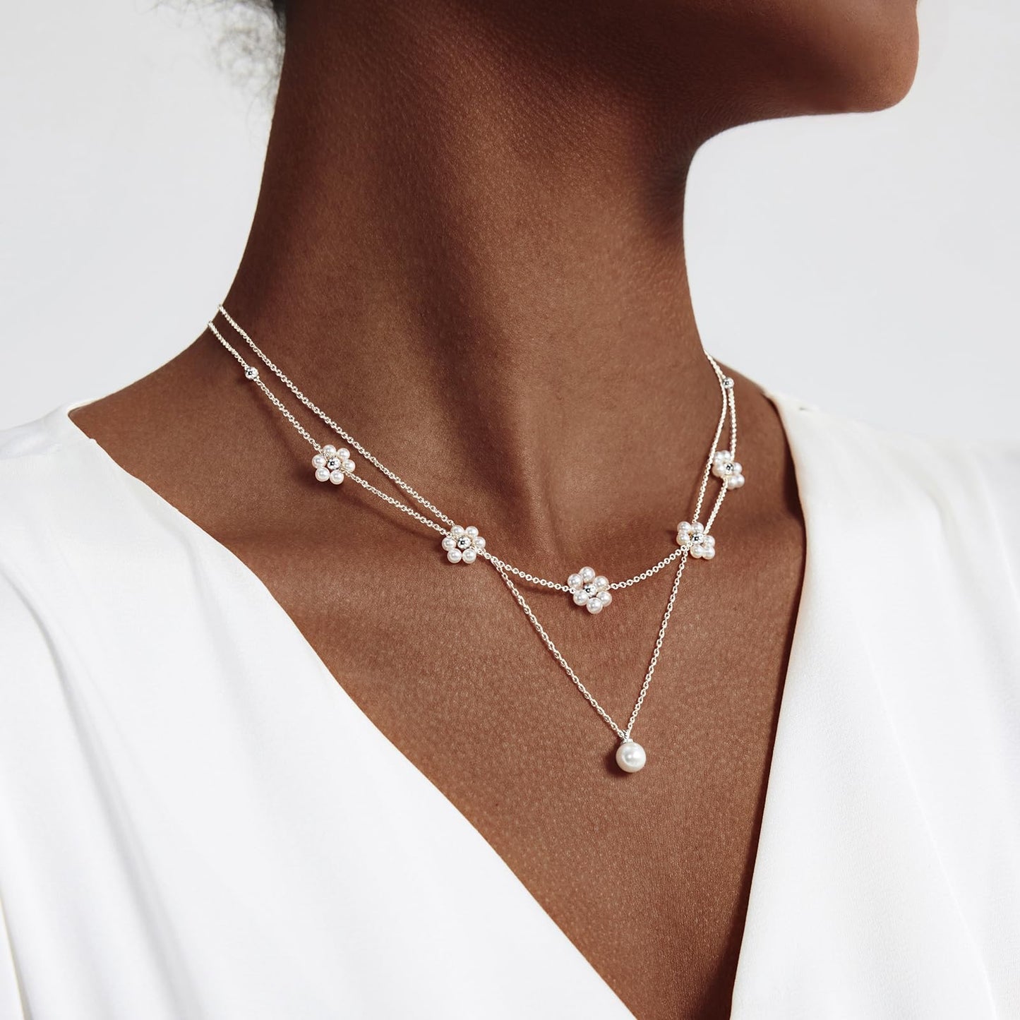Zeffy Silver Daisy Flower Pearl Layered Necklace Cute Silver Necklace Stack Wedding Jewelry Sets for Women Bridesmaid Gifts 2PCS