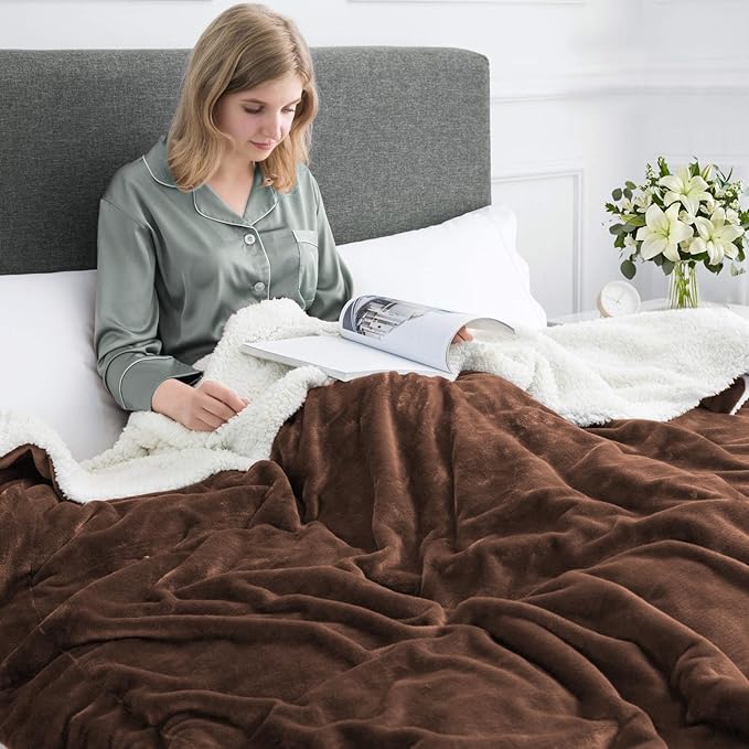 IR Imperial Rooms Sherpa Blankets Queen Size - Thick and Warm Blankets for Winter, Reversible Soft and Fuzzy Fluffy Queen Size Blanket for Bed, Coffee, 90x90 Inches