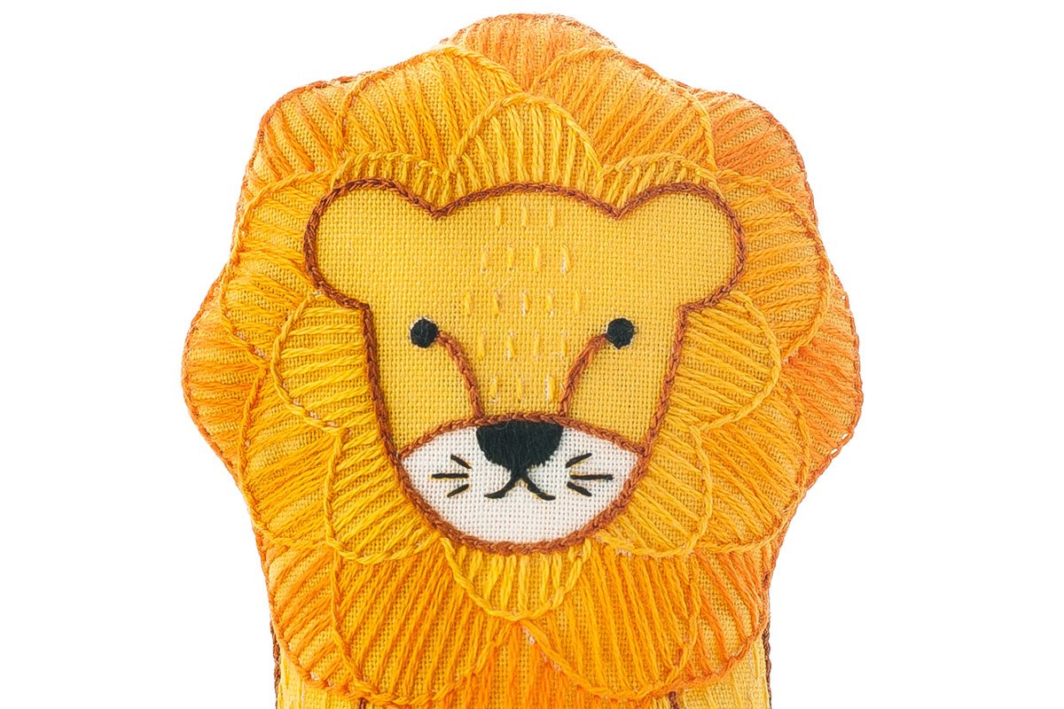 Kiriki Press DIY Embroidery Doll Kit - Skill Level 2 - Beginner to Advanced Embroidery Kits for Adults Teens (3 Skill Levels) Animal Embroidery Kit - Screen Printed Pattern (Lion - Level 2)