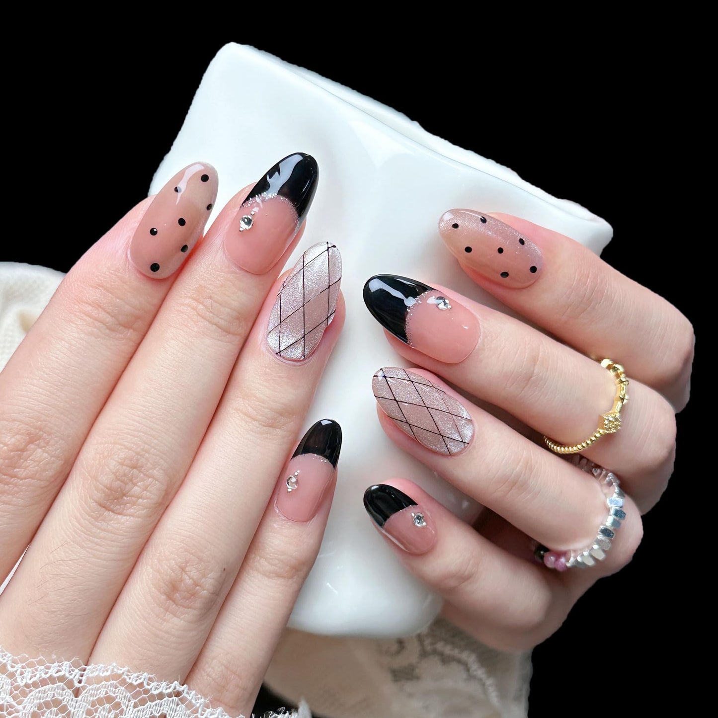 Handmade Press On Nails impress Fake Nails Medium Almond Oval French nails 3D Pink and Black Checkered cute design Hand Finger Manicure glue False press ons Nail Artificial (S size)